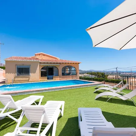 Andres - Plusholidays Villa Calpe