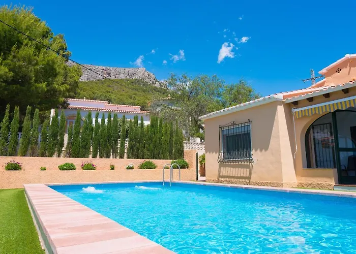 Andres - Plusholidays *