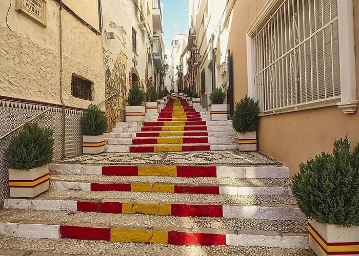 Andres - Plusholidays Villa Calpe