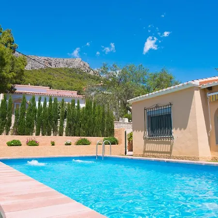 Andres - Plusholidays *