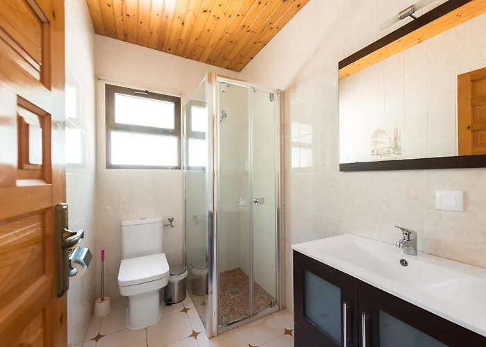 Andres - Plusholidays *